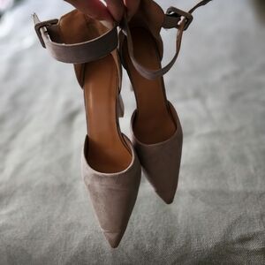 Elegant Gray Women's Heels
